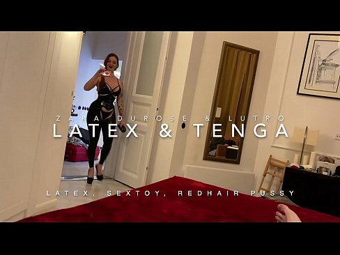 ❤️ Leas-phiuthar le ceann ruadh ann an deise latex air a fucked le stepbrother ☑ Pornografach leinn ☑